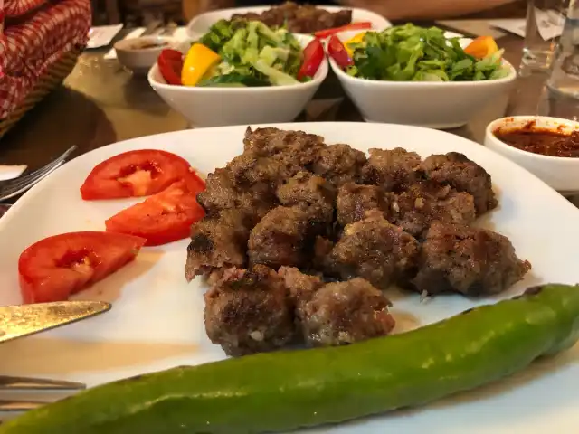 Karaköy Biga Halk Köftecisi'nin yemek ve ambiyans fotoğrafları 5