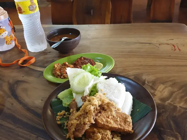 Gambar Makanan Ayam Kremes Kraton 34