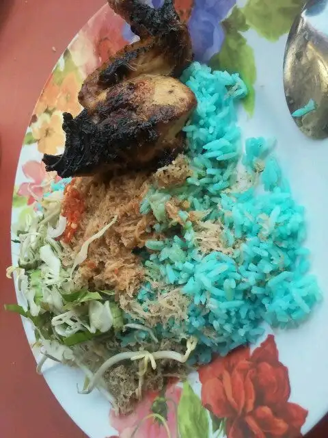 Cik Ani Nasi Kerabu Food Photo 12