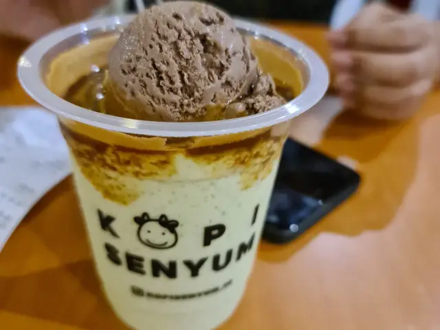 Gambar Makanan Kopi Senyum 6