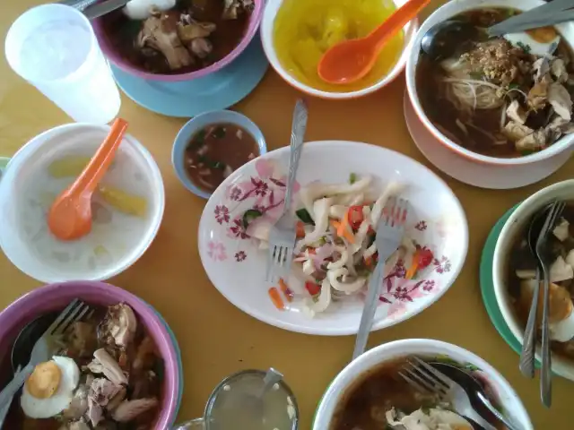 Medan Selera Kg. Nelayan Food Photo 3