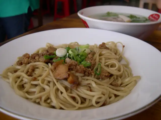 Gambar Makanan Bakmi Ahiung Khas Jambi 16