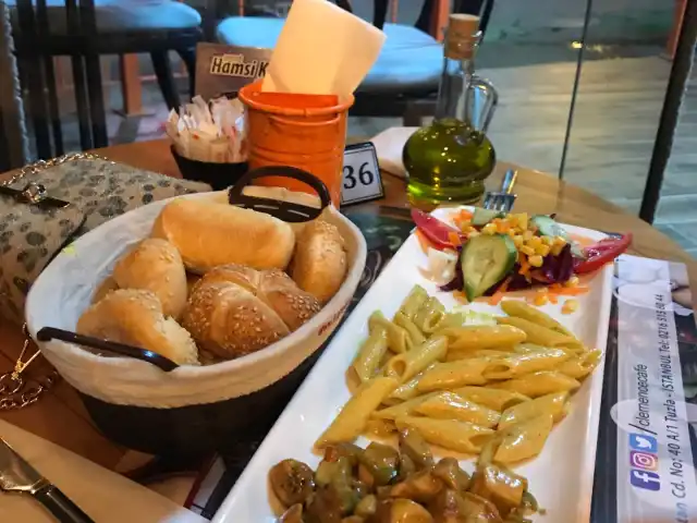 Clèmence Cafe & Restaurant Tuzla'nin yemek ve ambiyans fotoğrafları 16