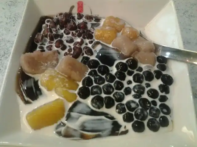 Blackball Original Taiwanese Tea & Dessert Food Photo 13