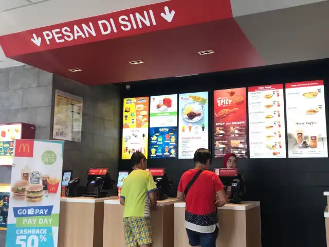 Gambar Makanan McDonalds Antasari 6