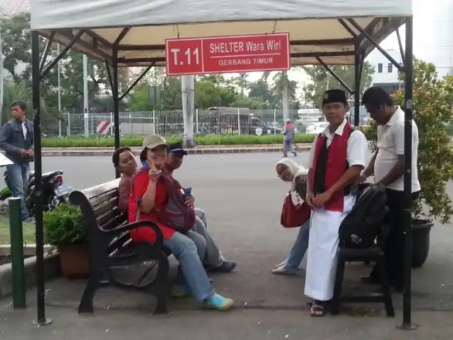 Gambar Makanan Gerbang pintu timur ancol 9