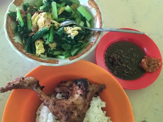 Gambar Makanan Ayam Panggang Pak No 5