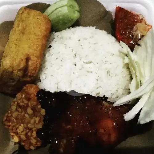 Gambar Makanan Nasi Kuning Waroeng Adull, Bojongsoang 7