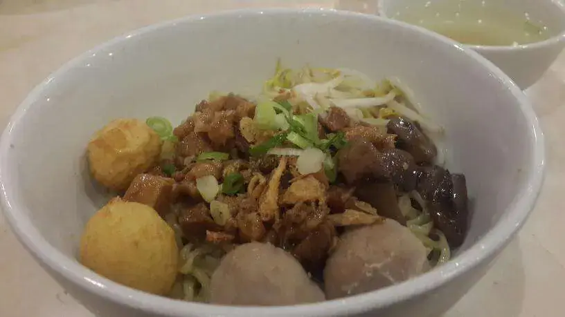 Gambar Makanan Bakmi Golek 19