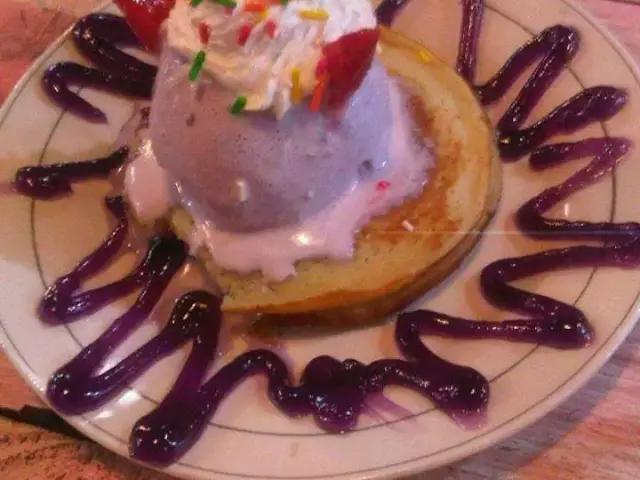 Gambar Makanan Blueberry Ice Cream 19