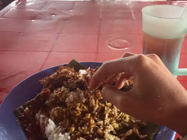 Nasi Ayam Dara Batu Muda Food Photo 3