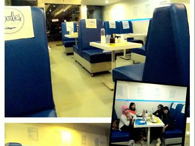 Gambar Makanan The Noodle's Airlines Eatery 9
