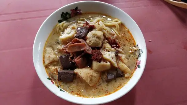 Air Itam Sister Curry Mee Food Photo 4
