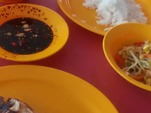 Mak Anjang Z & Z, Gerai Masakan Kampung Food Photo 2