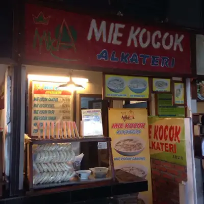 Mie Kocok Alkateri