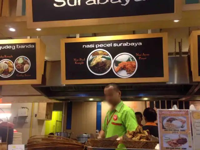 Gambar Makanan Nasi Pecel Surabaya 2