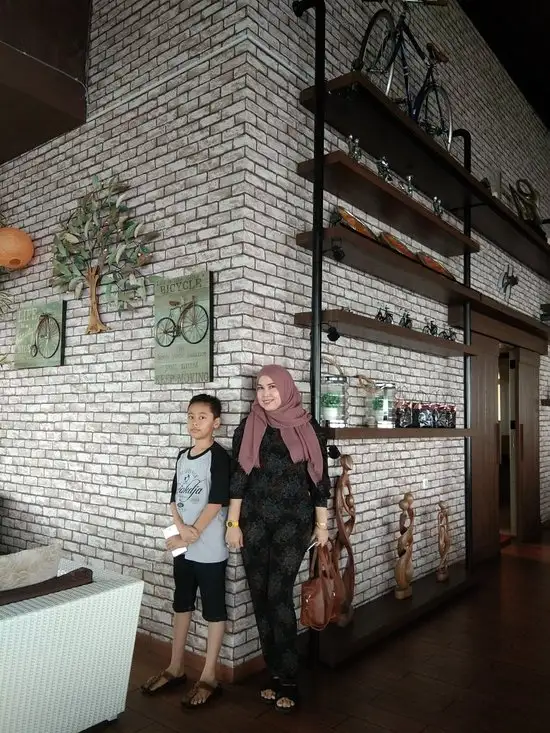 Gambar Makanan Skyline Best View Resto 18