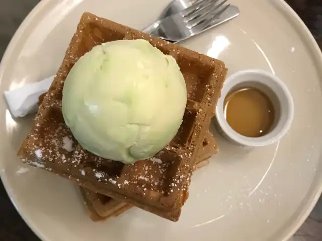 Creameal Handcrafted Waffle Ice Cream Food Photo 5