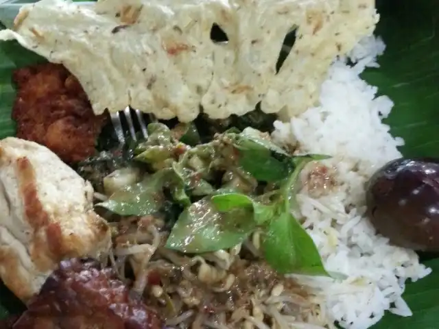 Gambar Makanan Pecel Pincuk Suroboyo 2