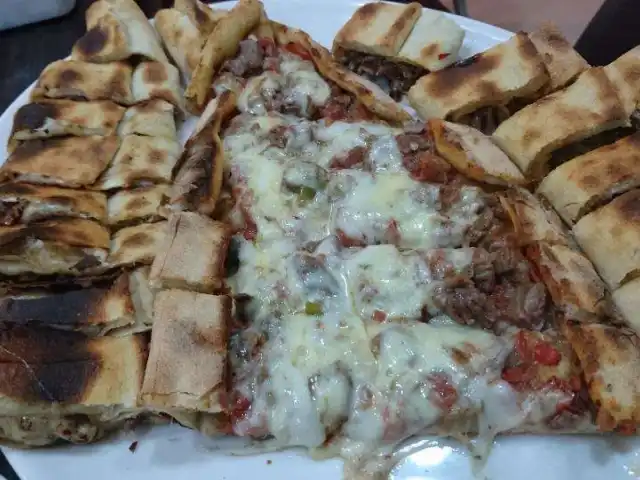 Gaziantep Lahmacun Döner & Pide Salonu'nin yemek ve ambiyans fotoğrafları 46