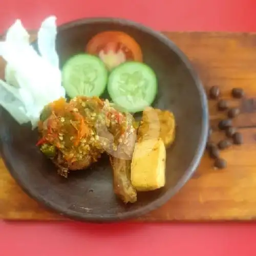 Gambar Makanan Nasi Kampung Ayam Taliwang Iga Bakar Cobek, Sukajadi 5