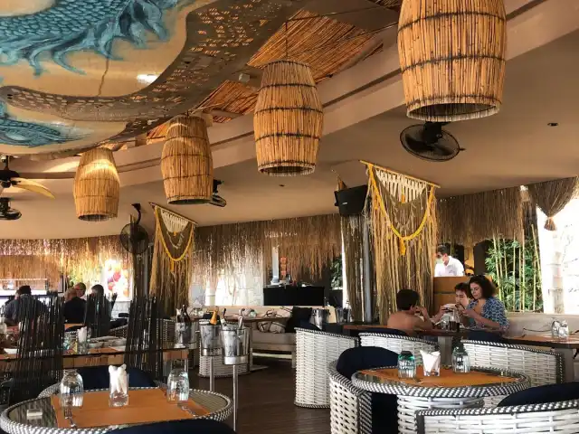 Caresse Resort La Plage Restaurant Bar'nin yemek ve ambiyans fotoğrafları 1
