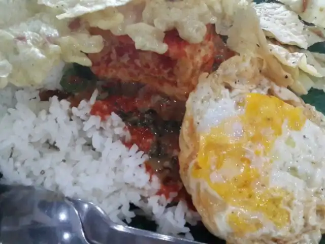 Gambar Makanan Pecel Pincuk Suroboyo 3