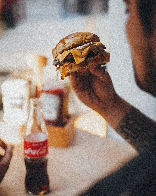 Fil Burger'nin yemek ve ambiyans fotoğrafları 8