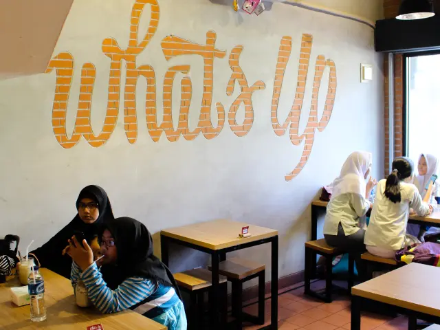 Gambar Makanan What's Up Cafe 8