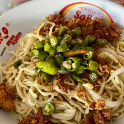 Miato Mie Ayam Bangka Bumbu Ayam