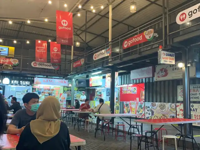 Gambar Makanan Sudirman Street 16