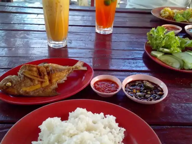 Ikan Bawal Tabung Haji Food Photo 2