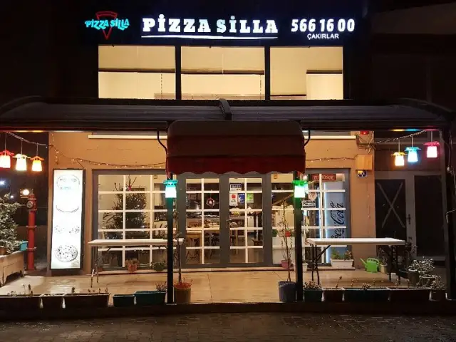 Pizza Silla'nin yemek ve ambiyans fotoğrafları 31
