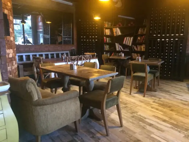 Cafe Juniper'nin yemek ve ambiyans fotoğrafları 2