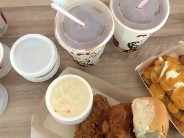 KFC Drive-Thru Food Photo 4
