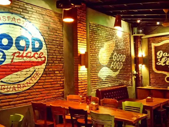 Gambar Makanan Simpang Luwe - Cafe & Resto 17