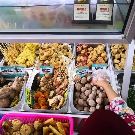 Gambar Makanan De Stadion Bakso Dan Cuimie 3