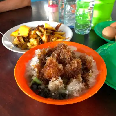 Es Campur dan Miso Ayam Medan