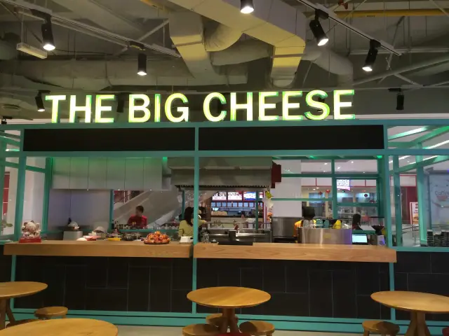 The Big Cheese Food Photo 6