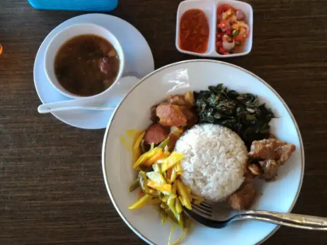 Gambar Makanan Bator Bali(crispy pork belly & smoked pork) 7