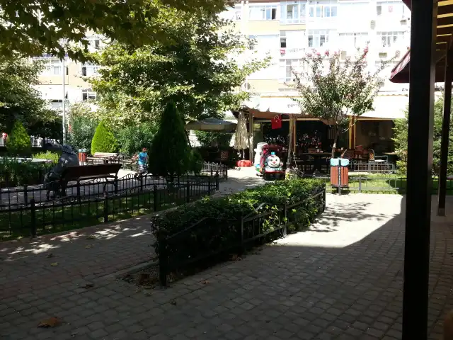 Seyit Ömer Havuzlu Park Altun Cafe'nin yemek ve ambiyans fotoğrafları 7