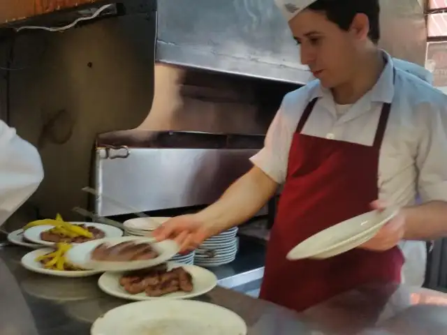 Tarihi Sultanahmet Köftecisi'nin yemek ve ambiyans fotoğrafları 56