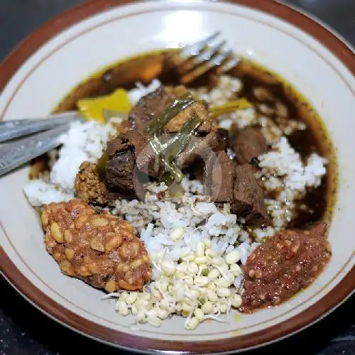 Gambar Makanan Nasi Kuning Bu'DHIN, Raya Tanjungsari 9