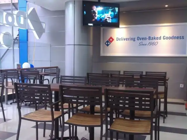 Gambar Makanan Domino's Pizza Teras Benhil 7