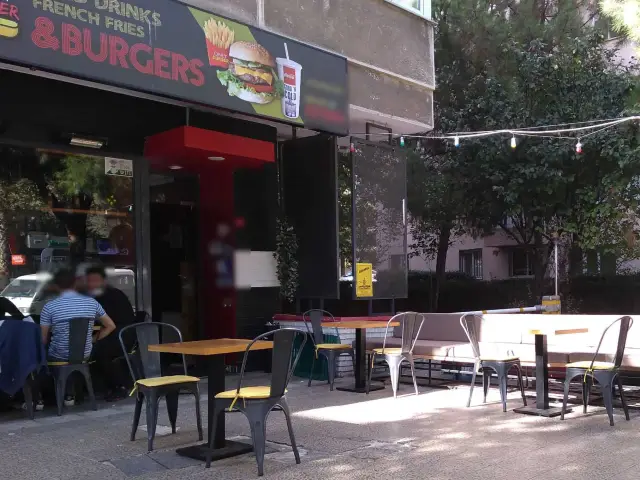 Only Burger'nin yemek ve ambiyans fotoğrafları 2