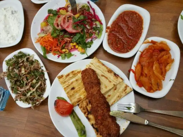 Adana Dede Kebap Salonu'nin yemek ve ambiyans fotoğrafları 2
