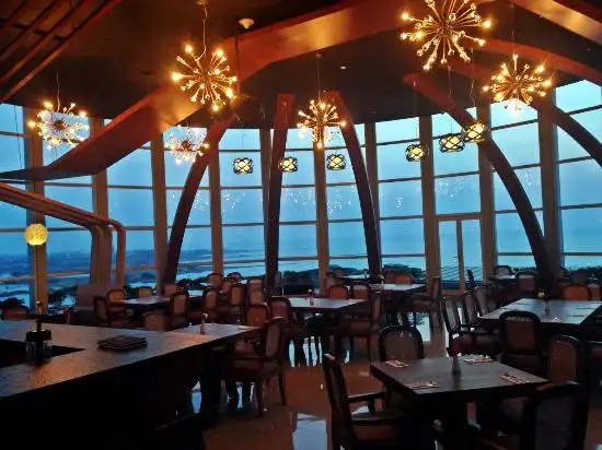 Gambar Makanan ON20 Bar & Dining Sky Lounge 3