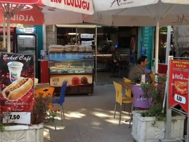 Buket Cafe Dondurma'nin yemek ve ambiyans fotoğrafları 2
