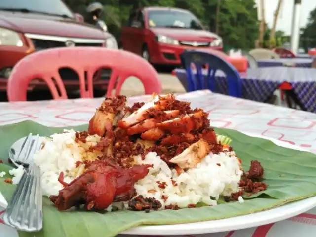 Nasi Kukus Ayam Berempah Food Photo 14