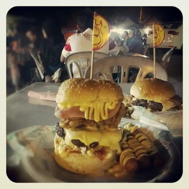 Burger Bakar Kaw Kaw Food Photo 10